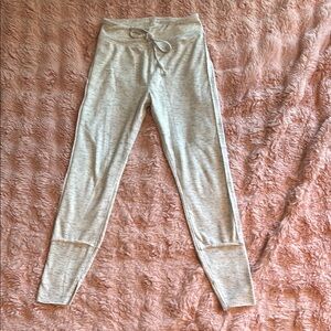 Cozy Cream Women’s Joggers/Leggings